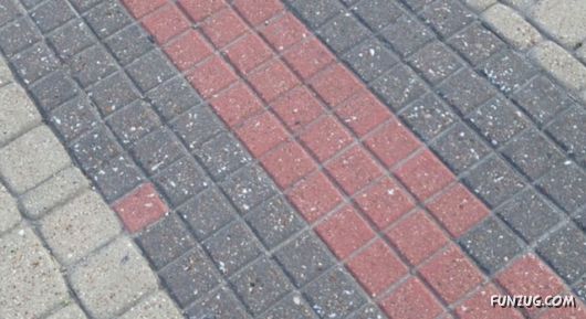 Hilarious Pictures Of People Who Had One Job But Failed Completely