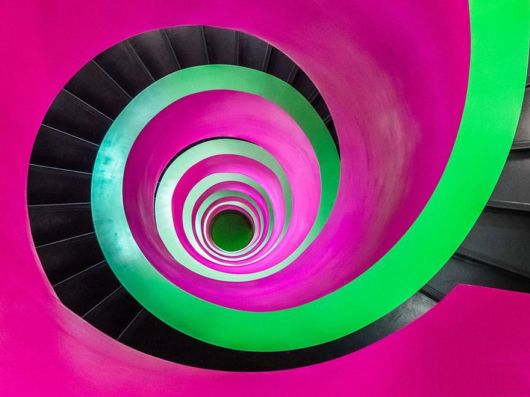 Mesmerizing Examples Of Spiral Staircase Photography