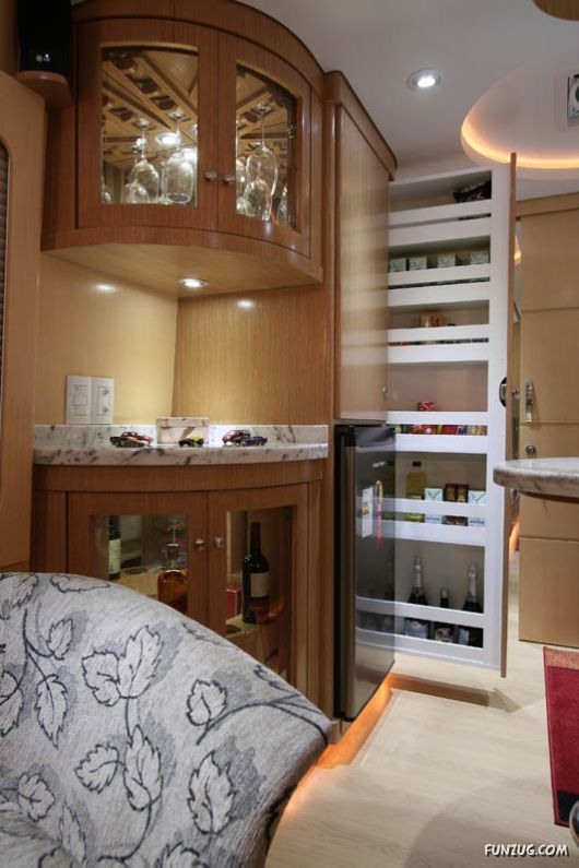 A Luxurious House In The Bus