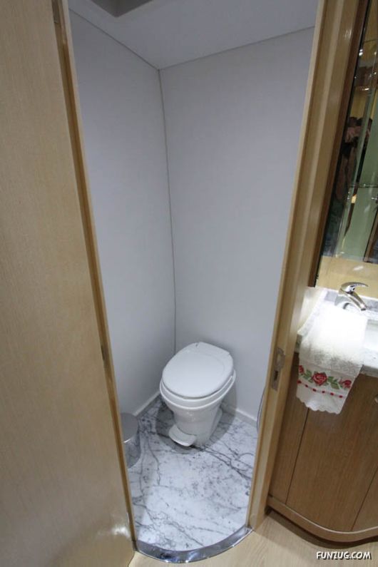 A Luxurious House In The Bus