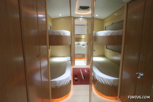 A Luxurious House In The Bus