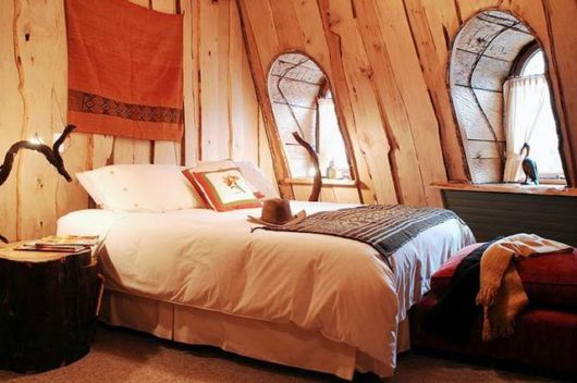 Amazing Magic Mountain Hotel