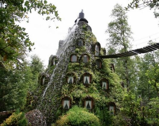 Amazing Magic Mountain Hotel