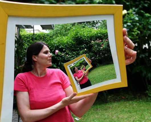 Very Very Confusing Frames In Frames 