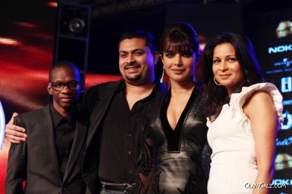 Priyanka Chopra Unveils Her Album In My City
