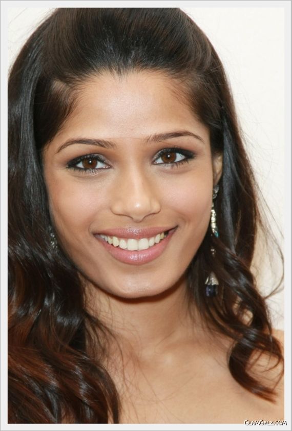 Gorgeous Freida Pinto Photoshoot