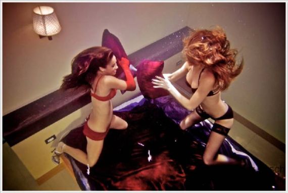 Crazy Underwater Pillow Fight
