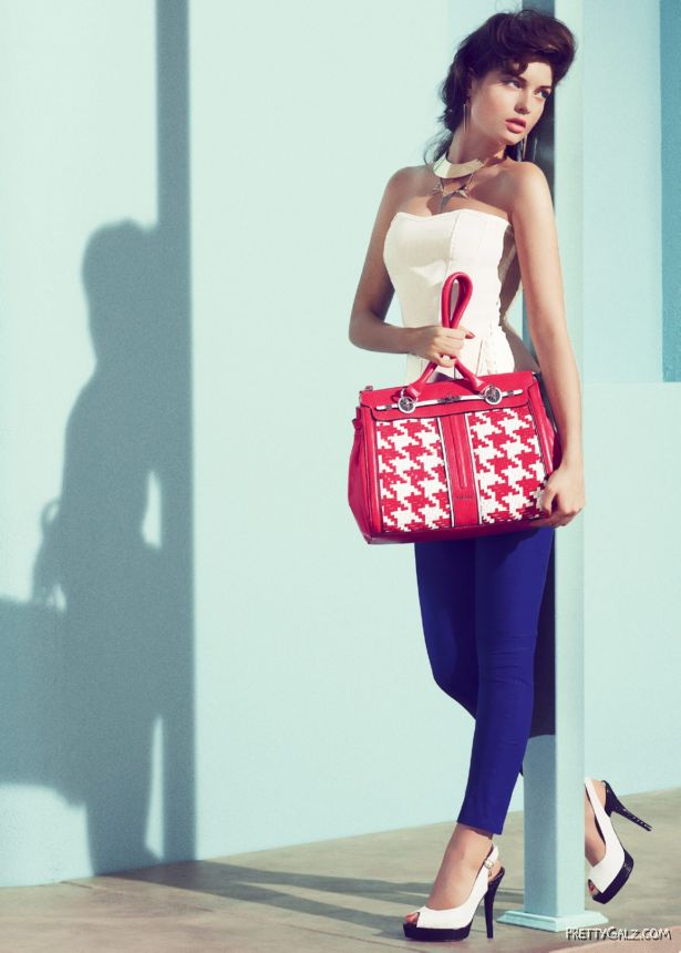 Beautiful Fashion Model Sandrah Hellberg